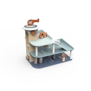 חניון מכוניות גדול מעץ